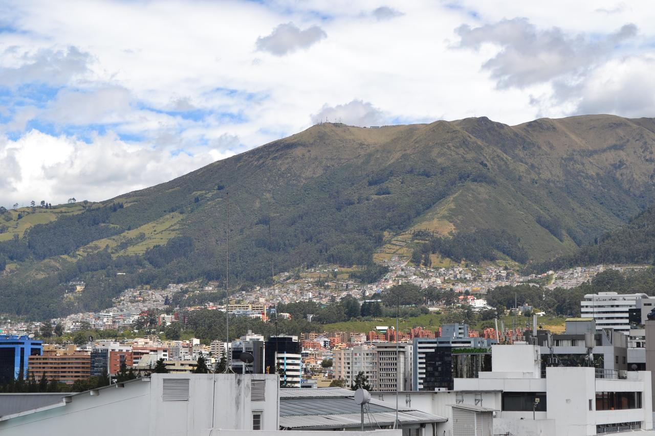 Hotel Sabet Quito Exterior foto