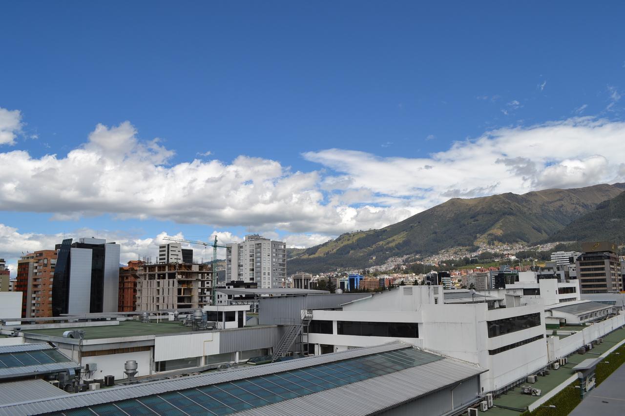 Hotel Sabet Quito Exterior foto