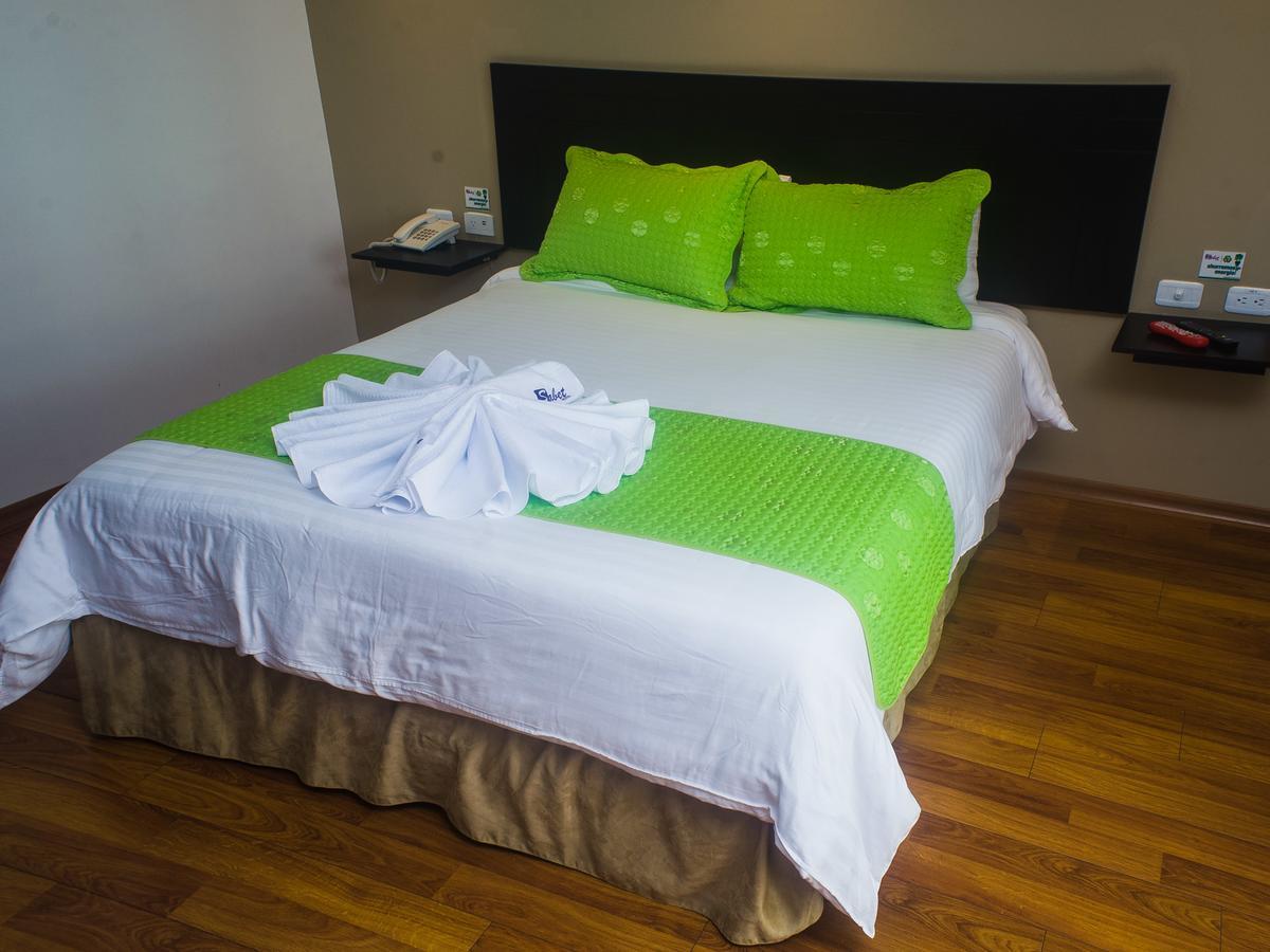 Hotel Sabet Quito Exterior foto